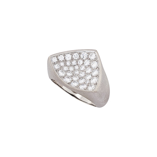 Gubelin Diamond Ring