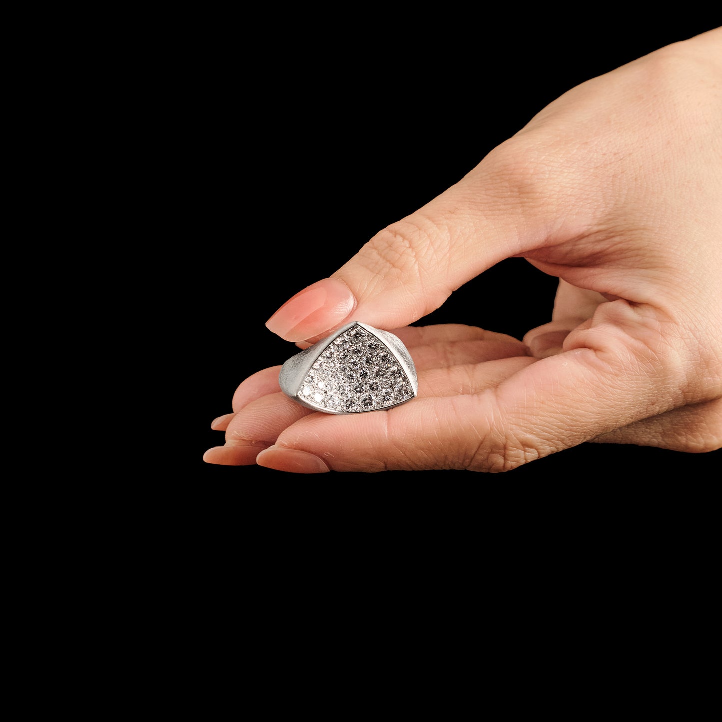 Gubelin Diamond Ring