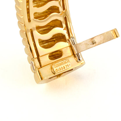 Tiffany & Co Ribbed Gold Bangle