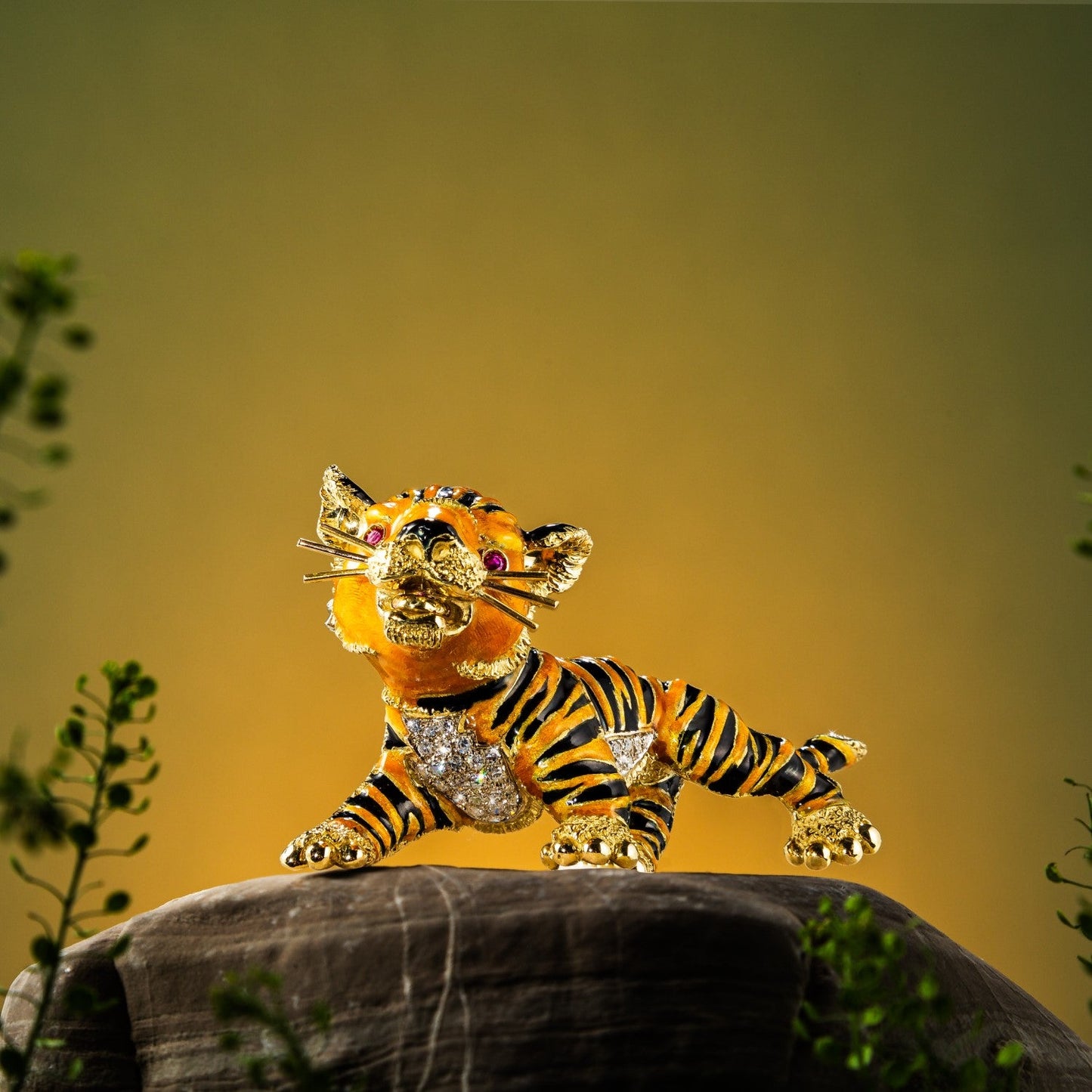 Meister Tiger Brooch