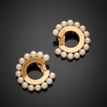 Poiray Pearl Hoop Earrings