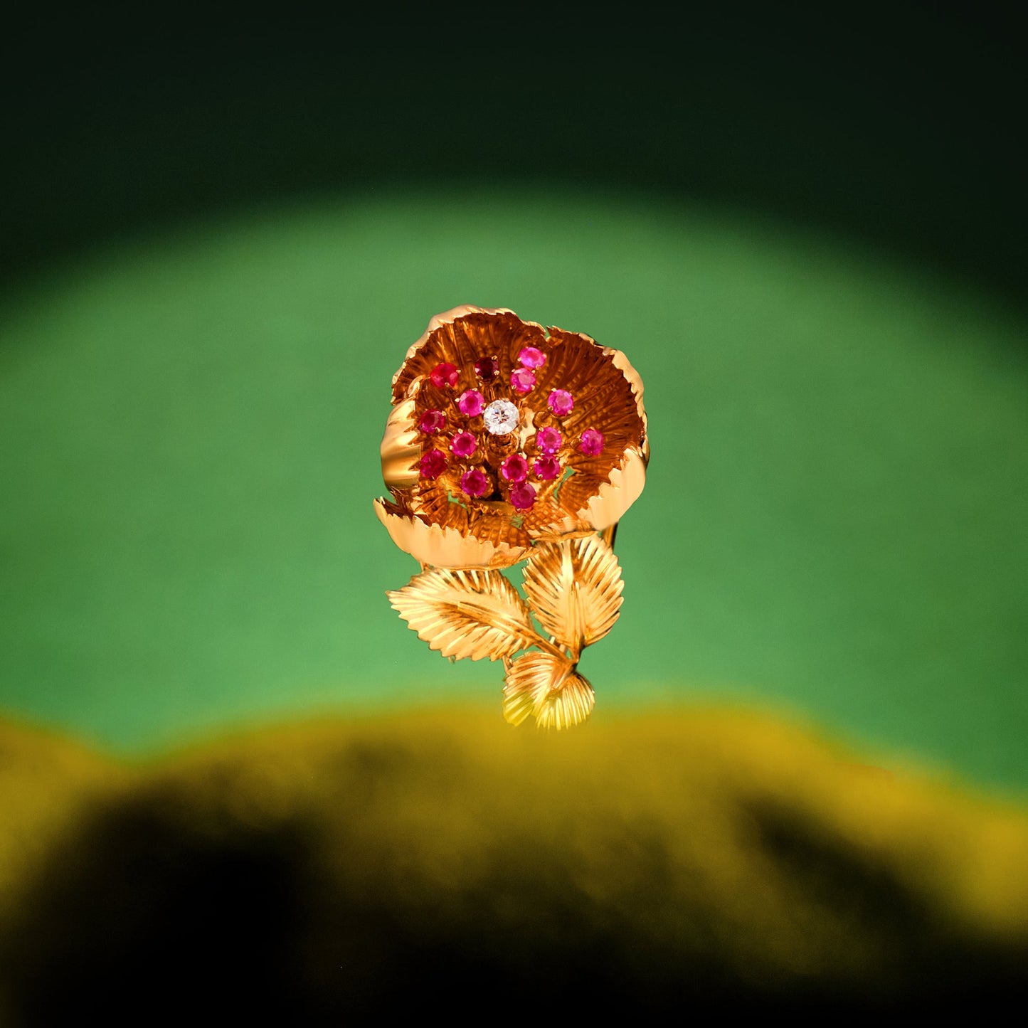 Vintage “En tremblant” Flower Brooch