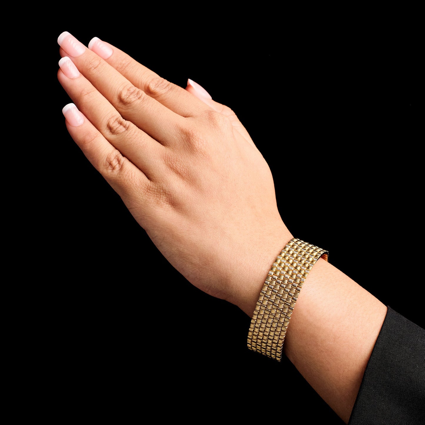 Vintage Gold Textured Bracelet