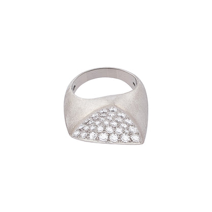 Gubelin Diamond Ring