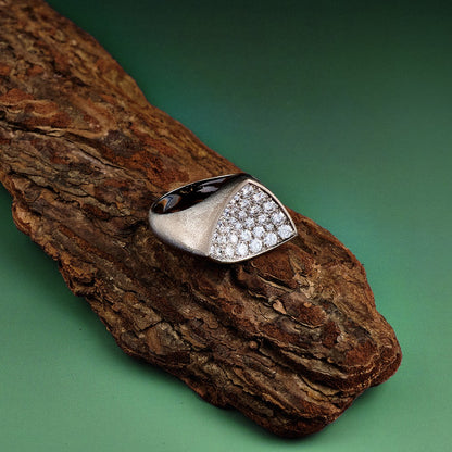 Gübelin Diamond Ring