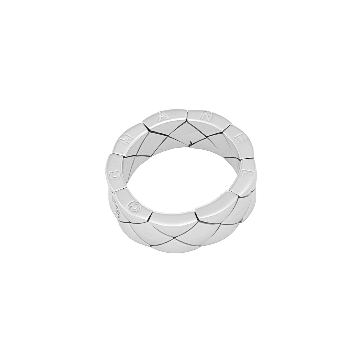 Chanel ‘Matelassé’ White Gold Ring
