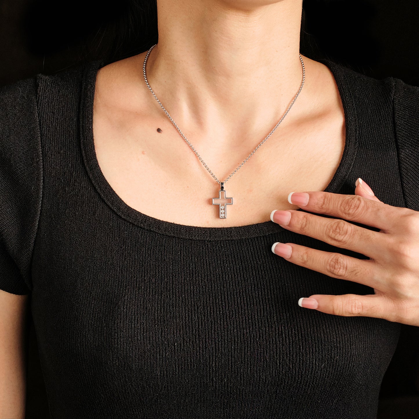 Chopard "Happy Diamonds" Cross Pendant