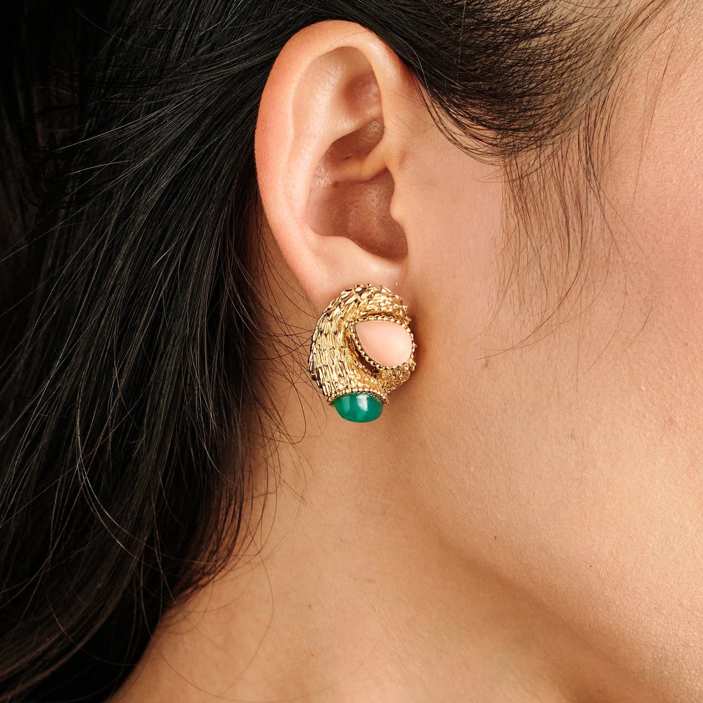 Boucheron Chrysoprase and Coral Demi Parure