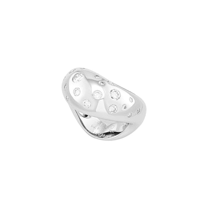 Fred "Mouvementée" Diamond Ring