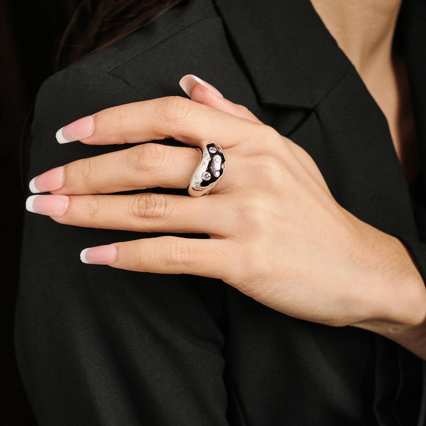 Fred "Mouvementée" Diamond Ring
