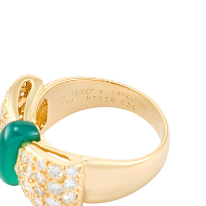Van Cleef & Arpels Chrysoprase Bow Ring