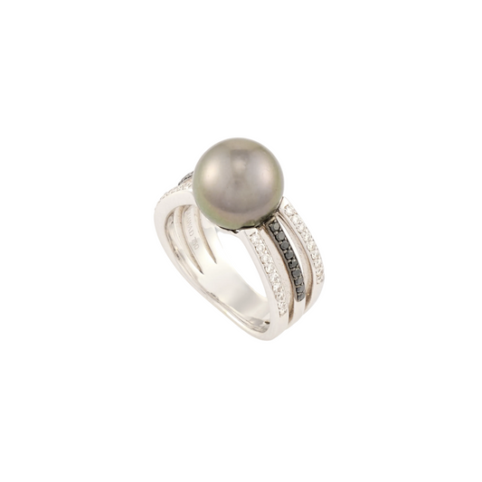 Mouawad "Classic Pearl" Ring
