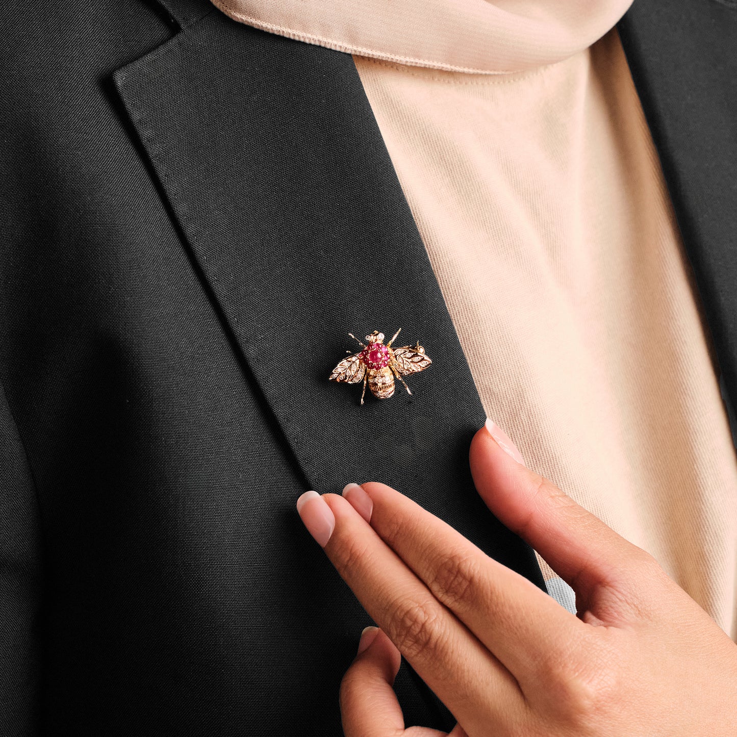 Vintage Bumblebee Ruby Brooch